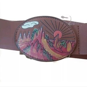 Brown Belt XL Hand Painted Ray Of Sunshine Desert Mountain Sunrise Tooled Buckle